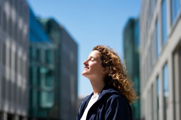 werkgeluk-en-rustmoment-arboanders Moment van ontspanning en bewust ademen tussen werktaken